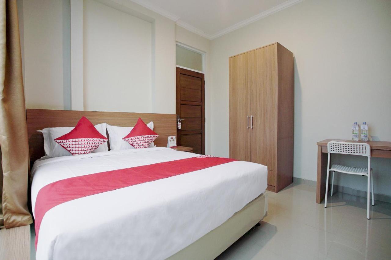 Oyo 415 The Kartini 8 Residence Jakarta Exterior foto