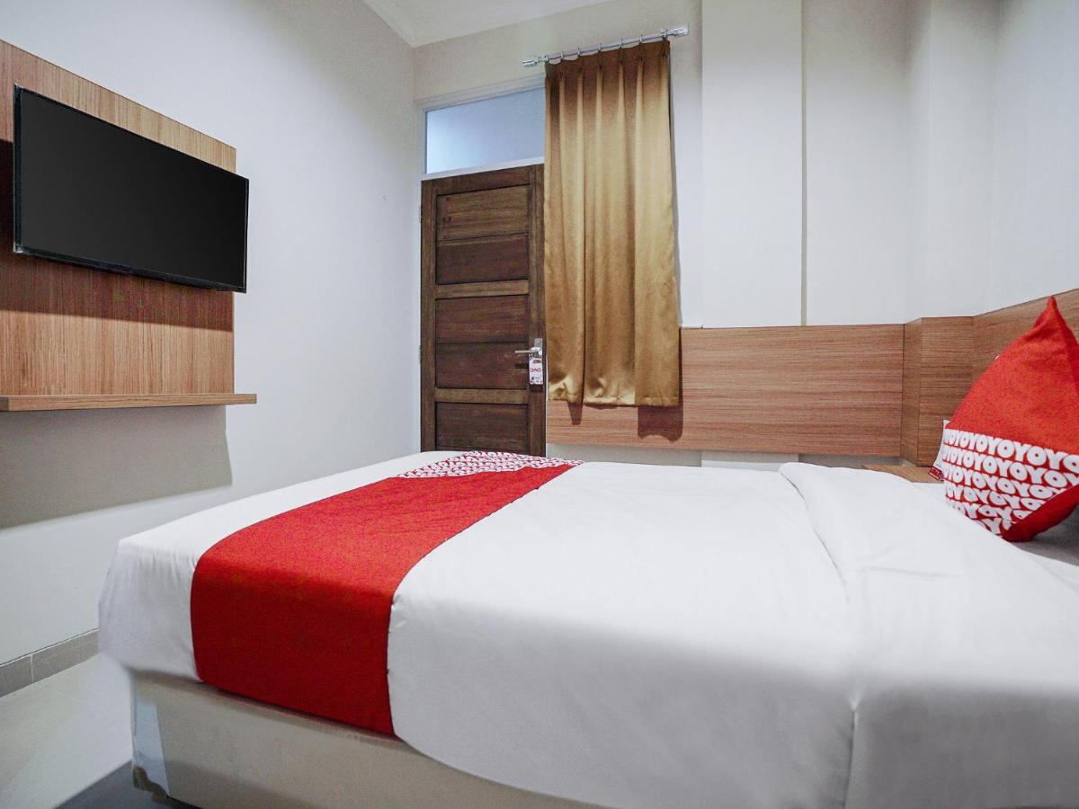 Oyo 415 The Kartini 8 Residence Jakarta Exterior foto