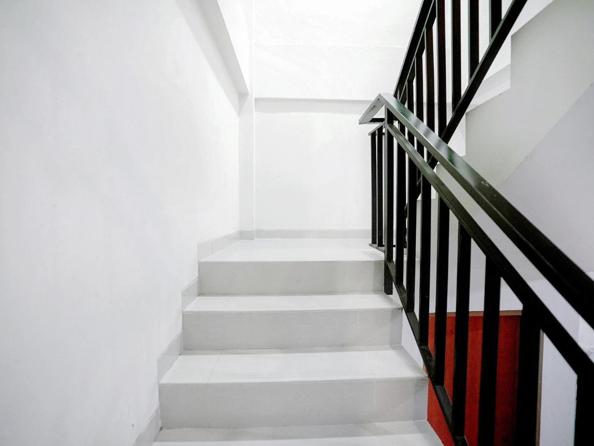 Oyo 415 The Kartini 8 Residence Jakarta Exterior foto