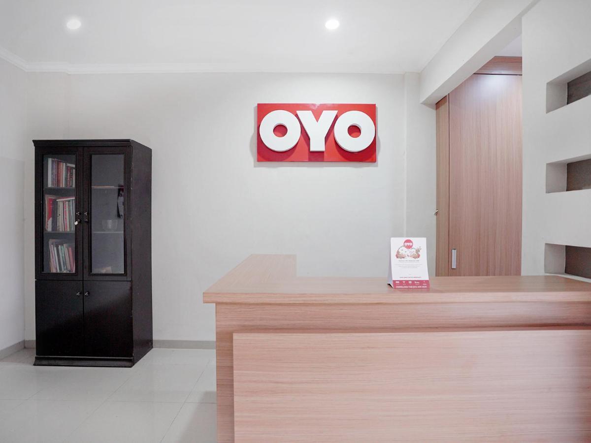 Oyo 415 The Kartini 8 Residence Jakarta Exterior foto