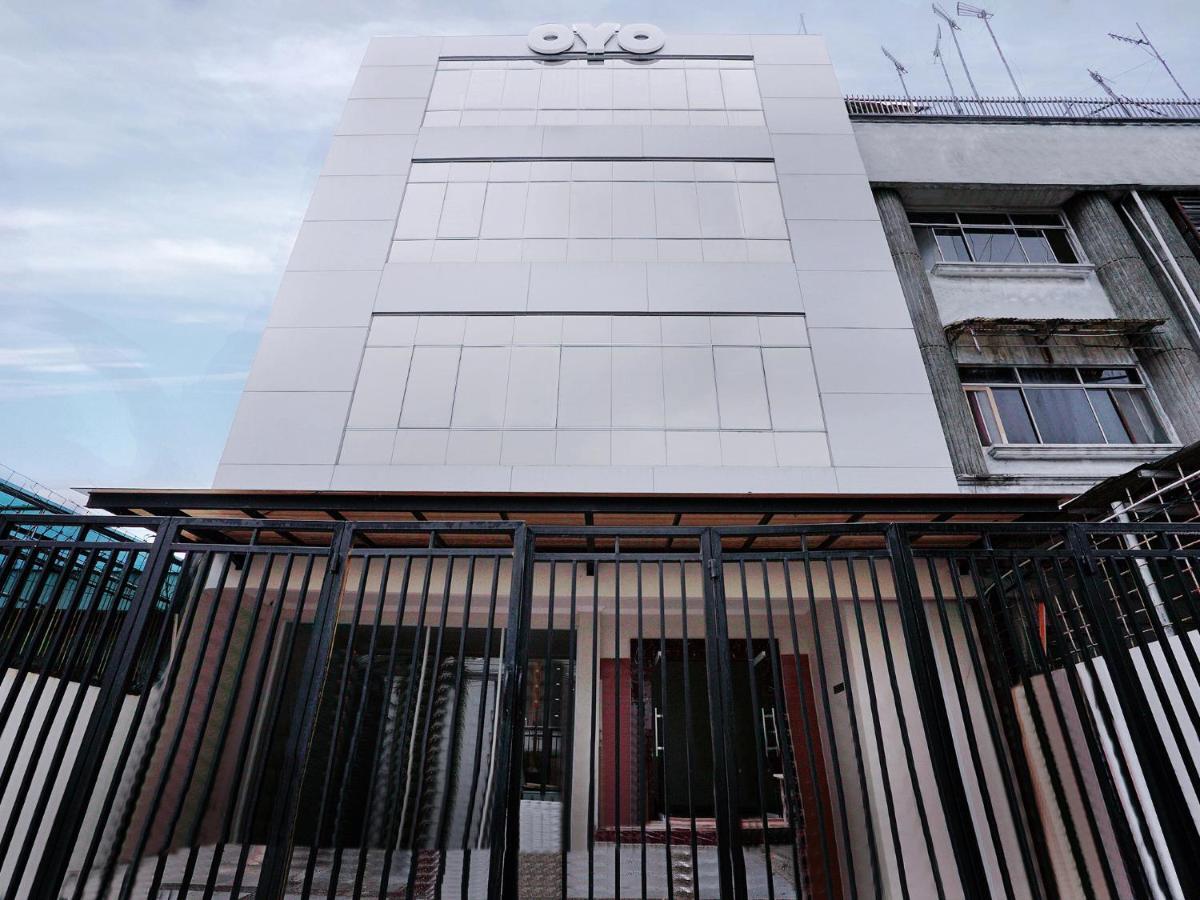 Oyo 415 The Kartini 8 Residence Jakarta Exterior foto